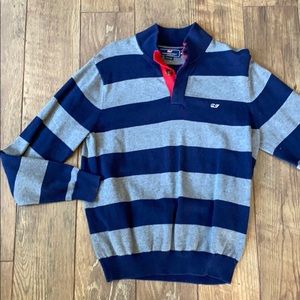 Men’s vineyard vines sweater
